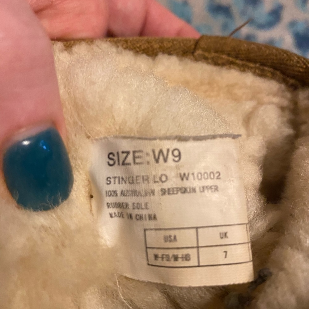 Emu Stinger Lo Sheepskin Boots View 5